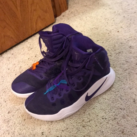 purple hyperdunks